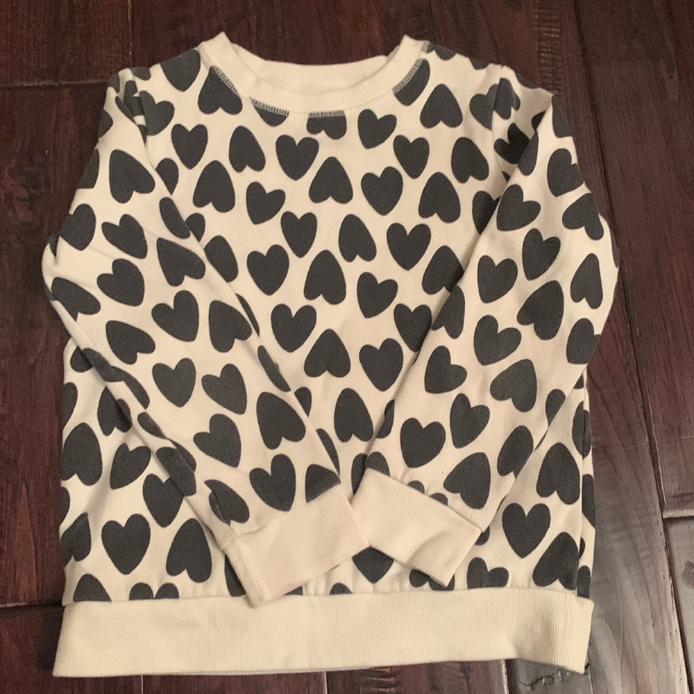 Black and white cat and jack sweatshirt/top￼, Size medium 7/8